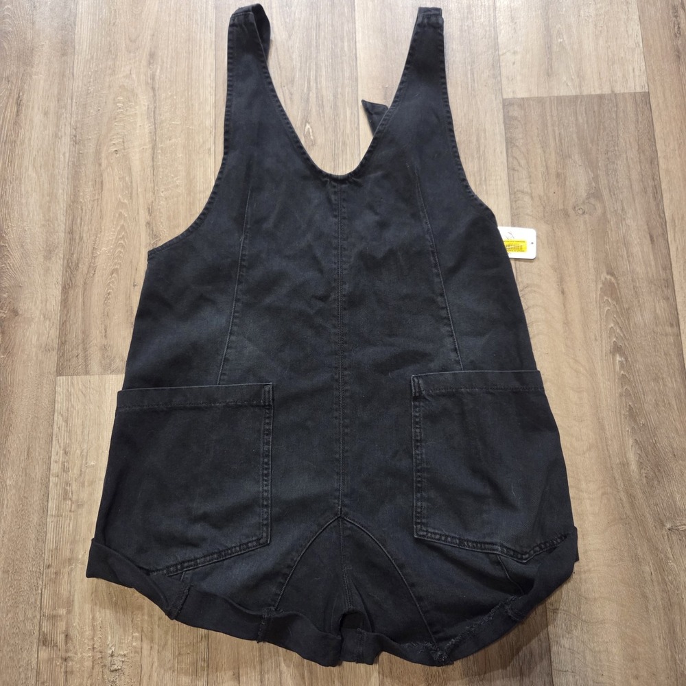 We The Free by FP High Roller Short Black Denim Overalls Women's Size Small NWT